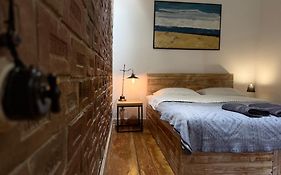 Loft-Style Apt On Virmenska Str